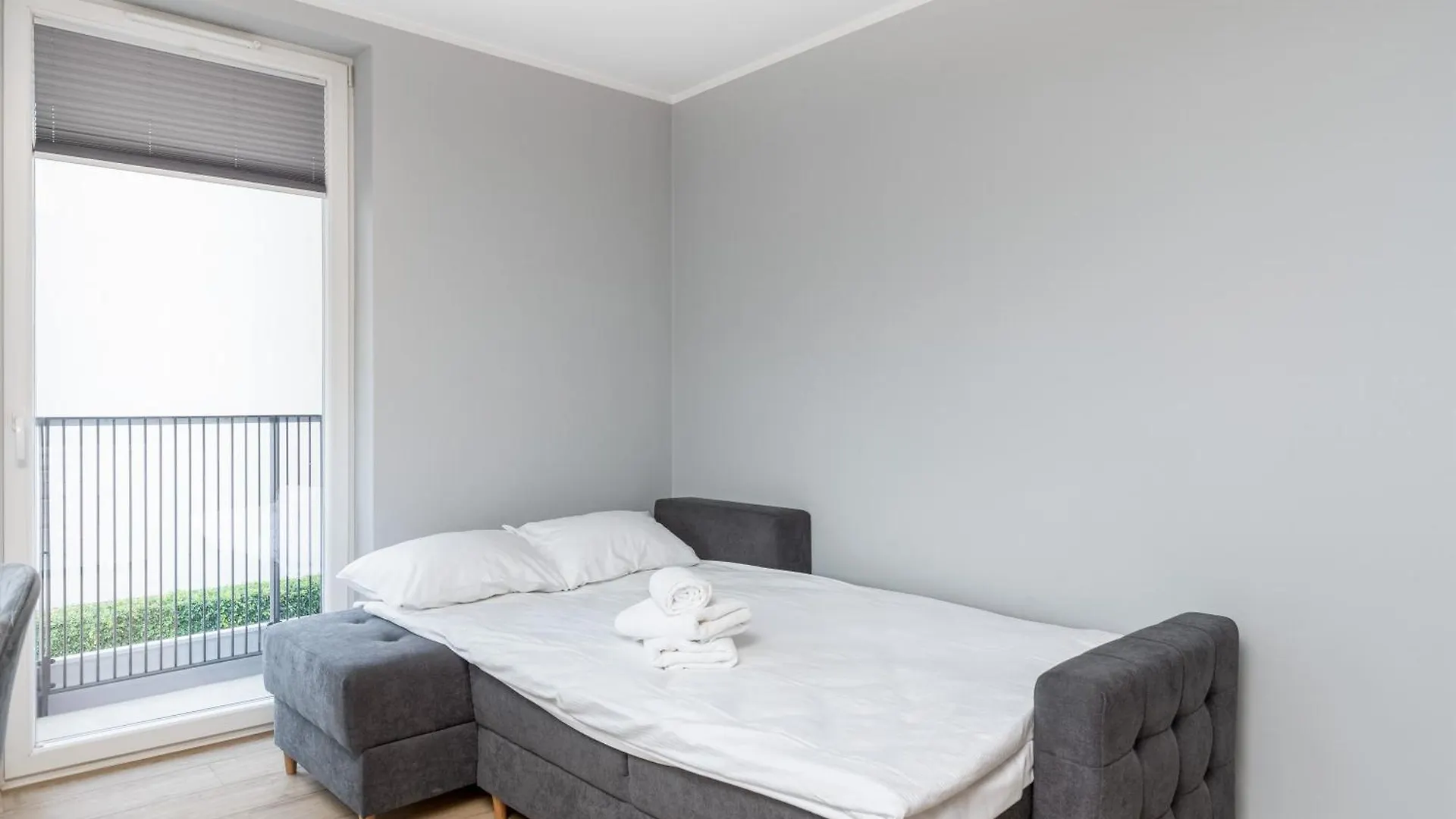 Apartment Bronowice Comfy Studio Krakow
