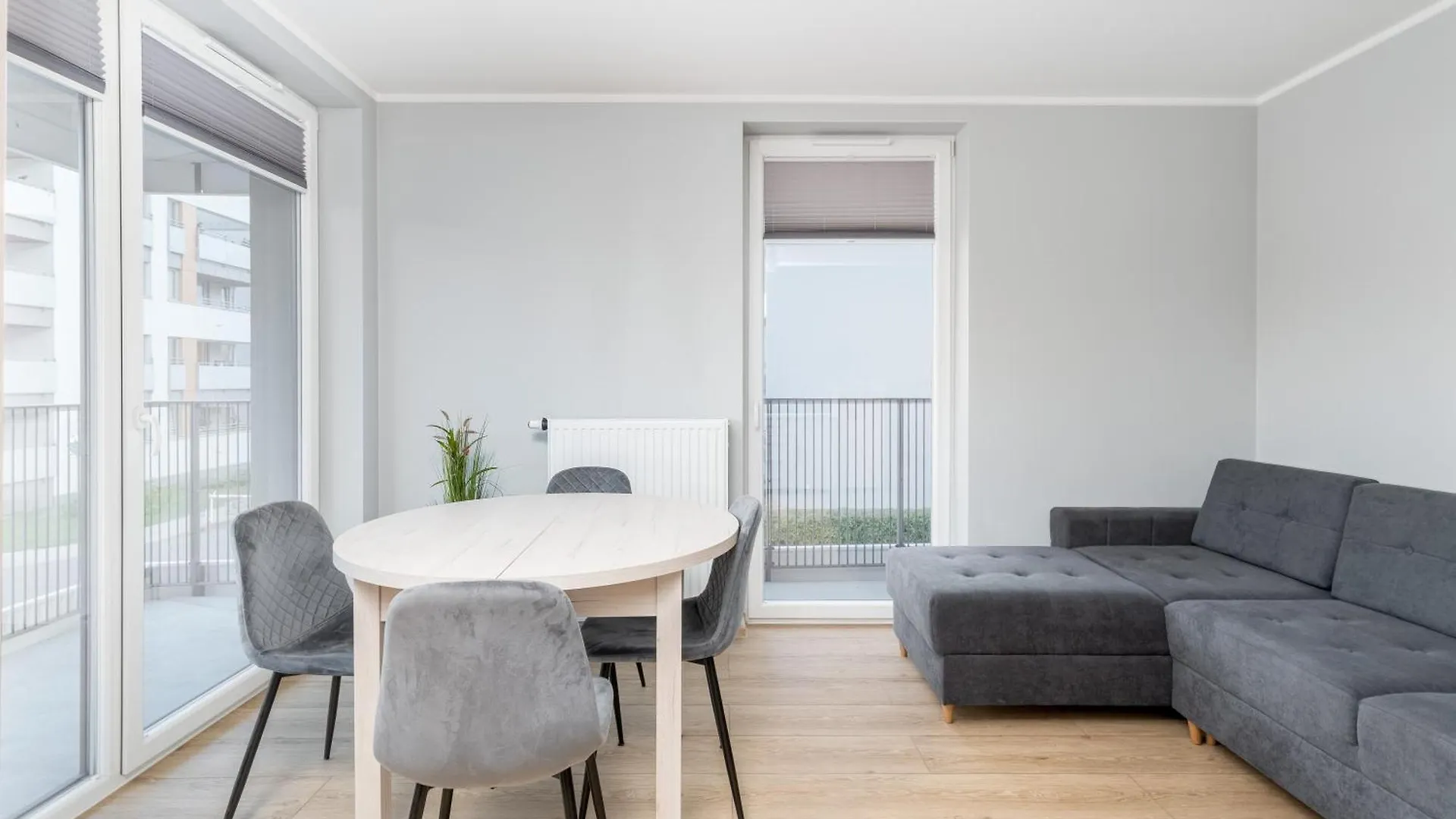 Apartment Bronowice Comfy Studio Krakow
